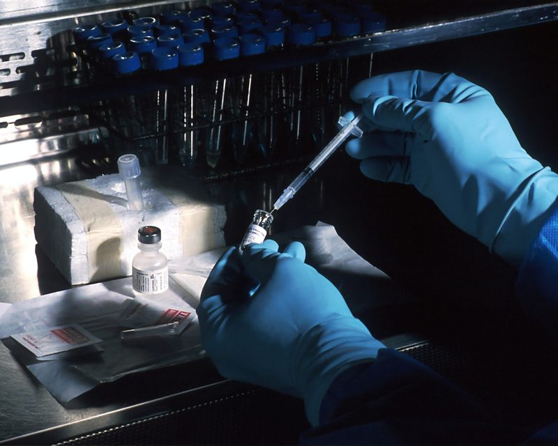 Laboratory microscope